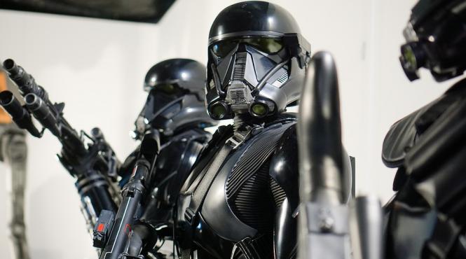 star wars sarbatoreste 40 de ani de la aparitia primului film din serie iar forta e inca puternica