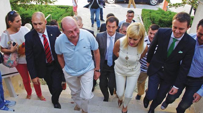 udrea ioana basescu si andronic trimisi in judecata
