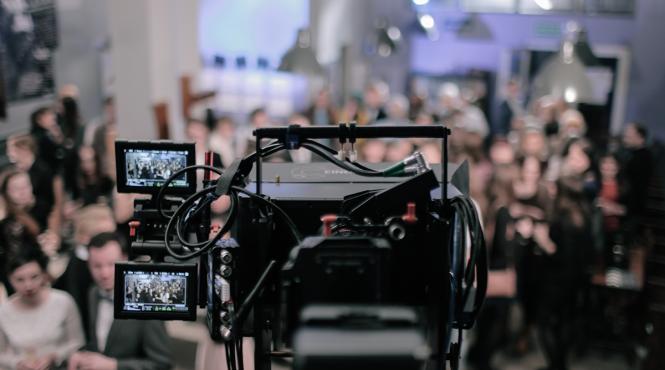 peste 450 de cineasti ii cer lui iohannis sa retrimita parlamentului oug de modificare a legii cinematografiei