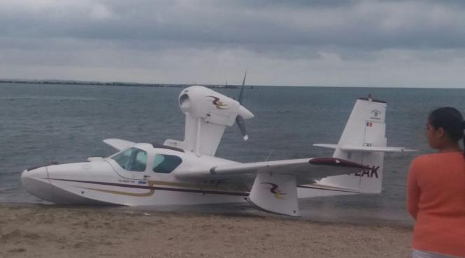 ultima fita pe plaja la mamaia pusti adus cu hidroavionul ca sa si cumpere pateuri