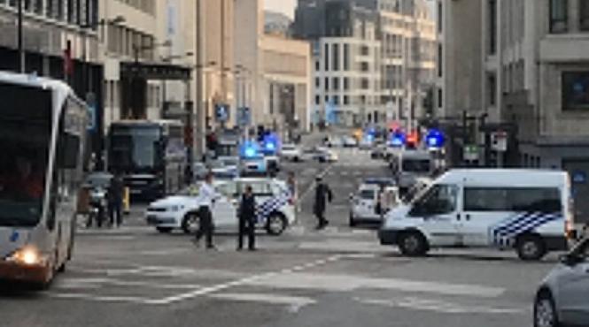 video panica la bruxelles dupa o explozie si mai mute focuri de arma gara centrala a fost evacuata