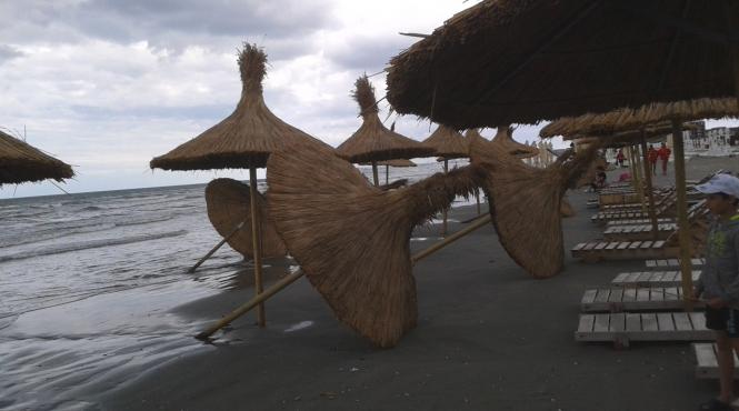 cum arata litoralul dupa furtuna