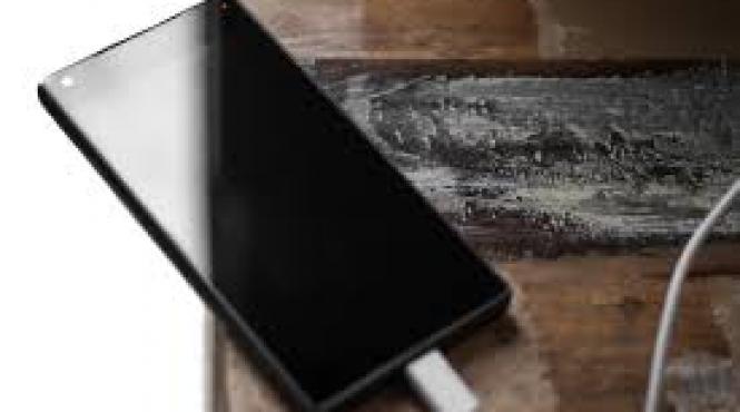 telefoanele cu cea mai lunga durata de viata a bateriei