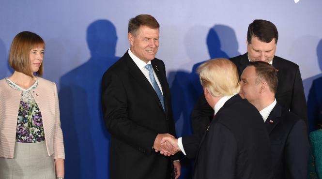 iohannis s a intalnit cu trump la varsovia a treia intrevedere dupa casa alba si bruxelles