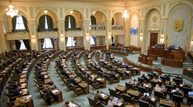 au bani de dat cine sunt datornicii parlamentului