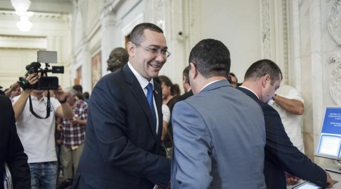 ponta reactie dupa clasarea dosarului de evaziune fiscala nu ma intrebati pe mine cum comentez ci pe procurorul uncheselu