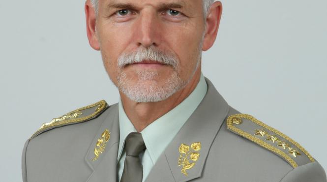 cine este petr pavel inaltul oficial nato prezent la baza militara kogalniceanu
