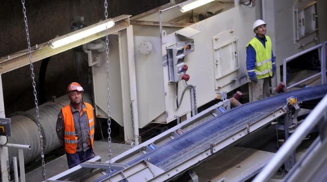 guvern incep procedurile de expropriere pentru 42 de imobile de pe traseul magistralei de metrou 1 mai otopeni