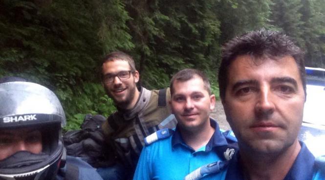 doi turisti francezi au fost salvati de jandarmii montani din sibiu