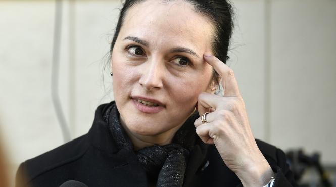 alina bica a dat in judecata unbr si baroul dolj