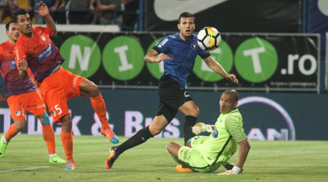fc viitorul apoel nicosia 1 0 victorie istorica pentru echipa lui hagi in preliminariile ligii campionilor