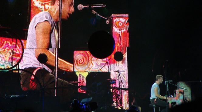 coldplay a pregatit un tribut pentru chester bennington