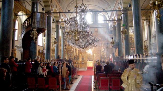 patriarhia romana transmite un indemn staruitor slujitorilor altarelor ortodoxe sa ofere ajutor populatiei pe timpul caniculei