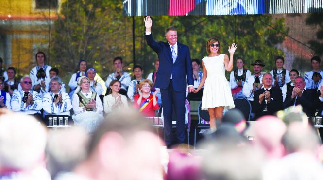 familia iohannis la sarbatoarea sasilor transilvaneni