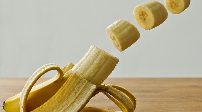 de ce nu este bine sa consumam o banana pe stomacul gol