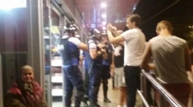 interventie in forta a politistilor in centrul capitalei un soldat american a fost implicat in incident