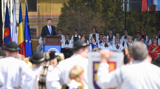 iohannis comunitatea saseasca va serba impreuna cu romanii centenarul romaniei