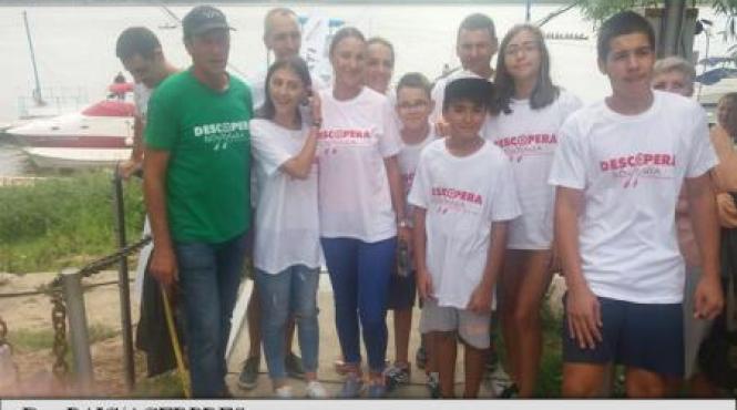 galati ivan patzaichin a deschis ziua marinei cu o competitie de de vaslit viteza in canotci de 10 1