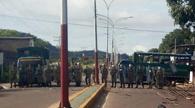cel putin 37 de morti in urma unei revolte intr o inchisoare venezueleana