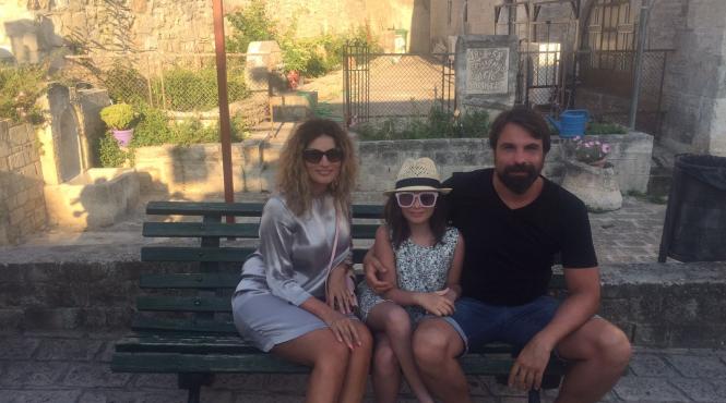 vacanta cu probleme pentru ioana ginghina si alexandru papadopol m am speriat ingrozitor am sunat imediat doctorul