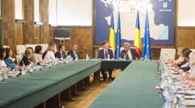 mfp obligativitatea platii defalcate a tva se amana cu trei luni