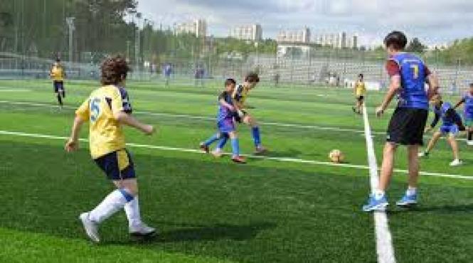 resita va avea un nou teren sintetic de fotbal