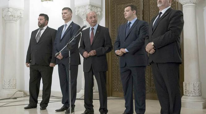 steaua lui traian basescu aproape sa apuna