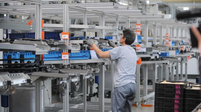 taxele mici un mit salariatul roman pe picior de egalitate cu cel german