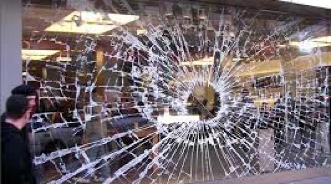 patru indivizi au bagat frica in turistii din eforie nord
