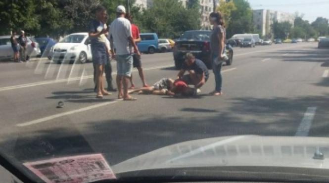 accident teribil in constanta un barbat a fost luat pe sus de pe trecerea de pietoni si aruncat 10 metri prin aer