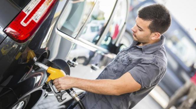 suspiciune de furt la pompa intr o benzinarie din arad