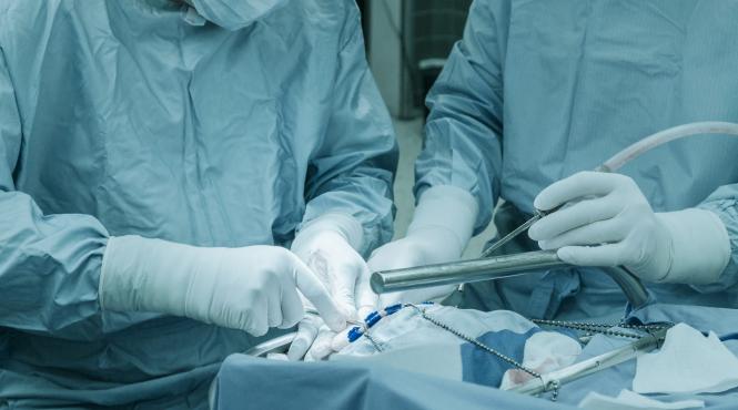 petitie pentru reintoarcerea neurochirurgilor la colentina