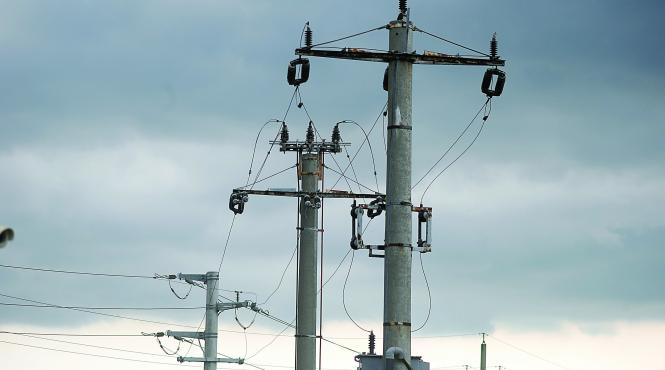 sistemul energetic este subminat de lipsa investitiilor dar companiile stau cu sacii de bani in banci