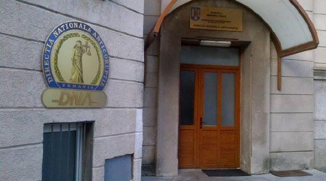 claudiu florica si dinu pescariu la dna