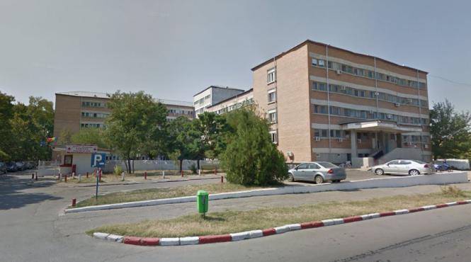 scandal la spitalul caritas din rosiorii de vede oamenii sunt suparati ca nu si au primit salariile
