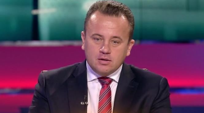 liviu pop baronii manualelor au anual se vehiculeaza undeva peste 100 de milioane euro