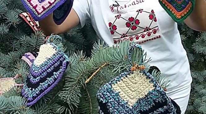 adriana trandafir croseteaza in culise ca sa si domoleasca emotiile