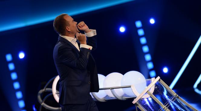 fratii balan au lucrat cu vibratia bilelor in cucerirea marelui zid