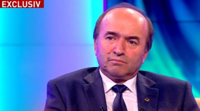 toader am convingerea ca votul negativ exprima si dorinta de conservare a actualelor privilegii ale magistratilor