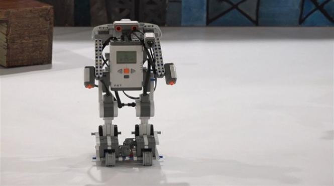 alba ateliere antice de astronomie dar si un robot realizat de studenti la noaptea cercetatorilor europeni