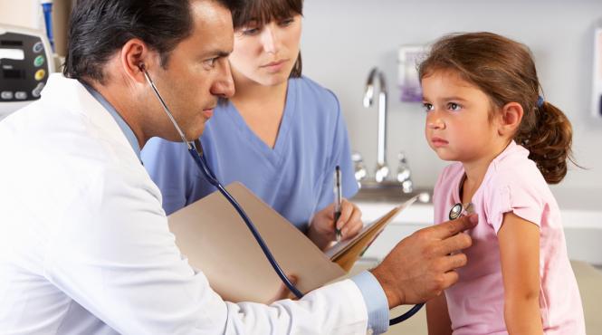 olt peste 130 de copii au fost depistati pediculoza in urma triajului epidemiologic