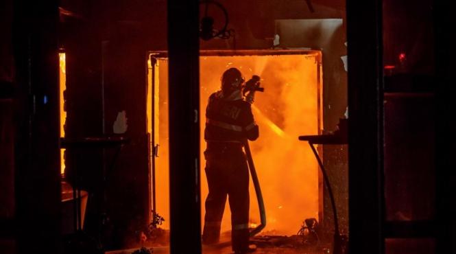 caz socant la vaslui in timp ce pompierii incercau sa stinga flacarile intr o locuinta in pod au gasit o persoana spanzurata