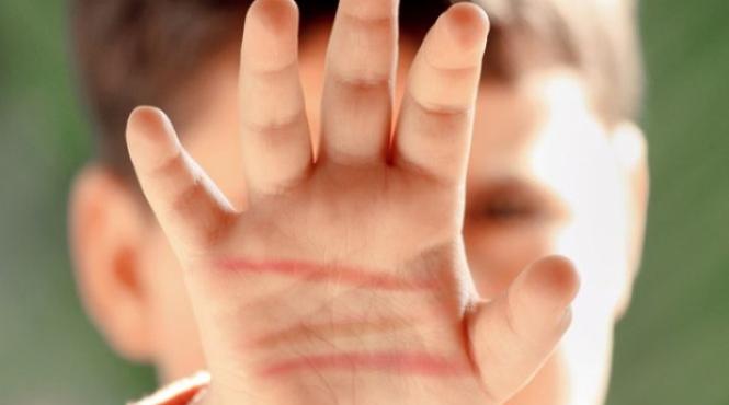 botosani un profesor este anchetat de inspectoratului scolar ca ar fi agresat un elev