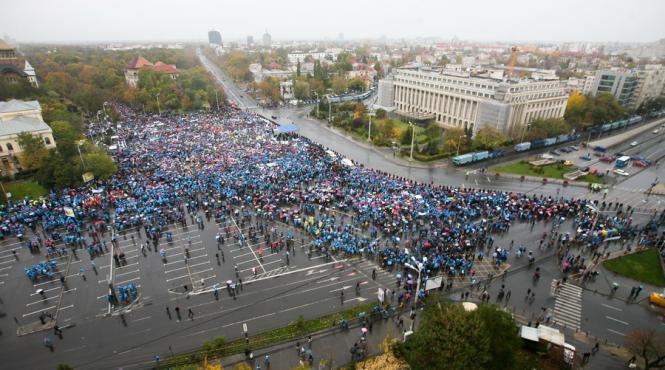 bugetarii au iesit in strada