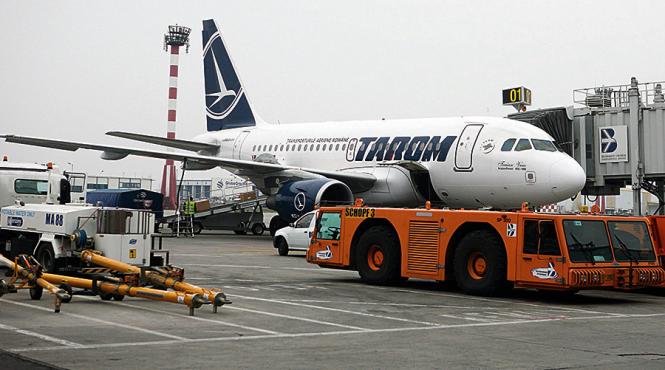 tarom arunca balastul reduce personalul si taie din costuri