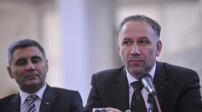 sponsorul numarului 2 din parchetul general furnizor al expertilor criminalisti