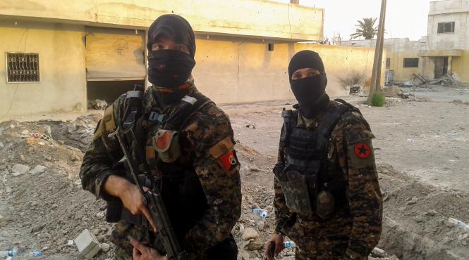 militiile siriene sustinute de sua au capturat lideri straini importanti ai statului islamic