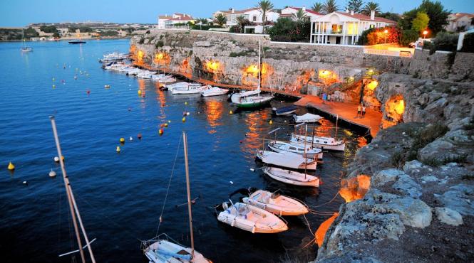 circa 800 de britanici au raportat false intoxicatii alimentare in baleare pentru a obtine despagubiri