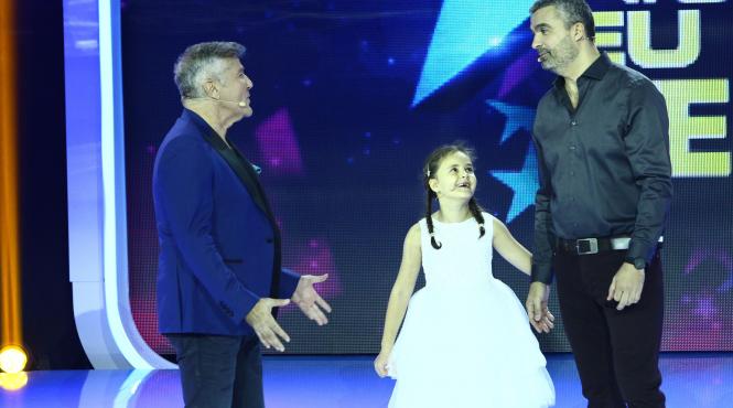 aurelian temisan a fost dat afara din corul scolii si a ramas corigent la muzica