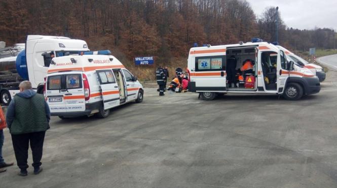 au murit din cauza alcoolului dar nu pentru ca l au baut